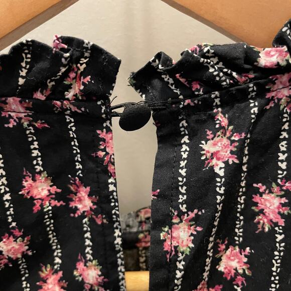 WAYF Small Babydoll Shift Dress | Black Pink Floral, Pintuck, 100% Cotton - Picture 6 of 9